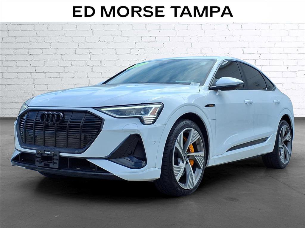 Used 2022 Audi e-tron Prestige w/ Prestige Package AWD/4WD image 1