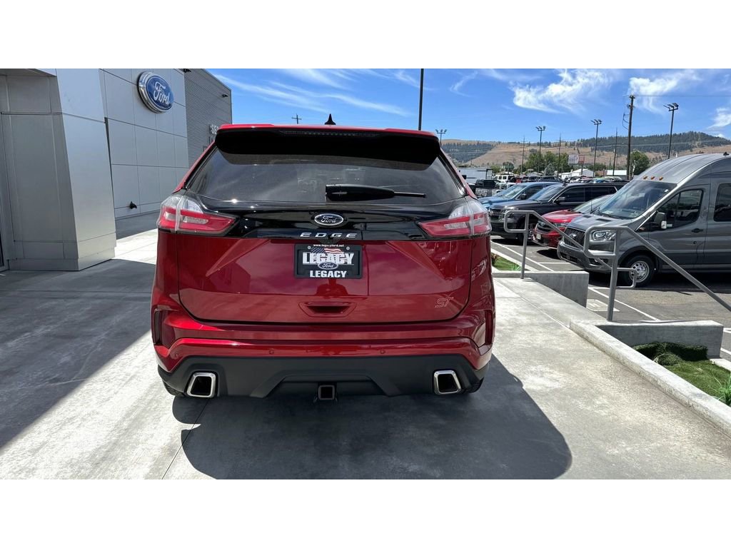 Used 2024 Ford Edge ST w/ Equipment Group 401A AWD/4WD image 6