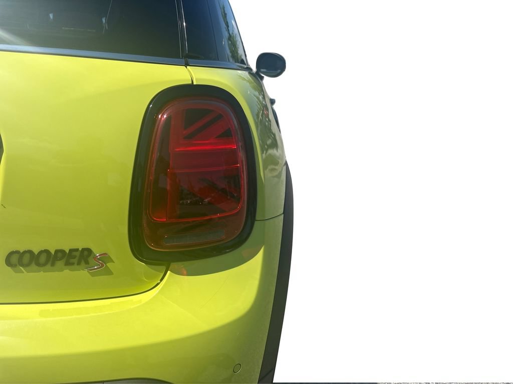 Used 2024 MINI Cooper S FWD image 32