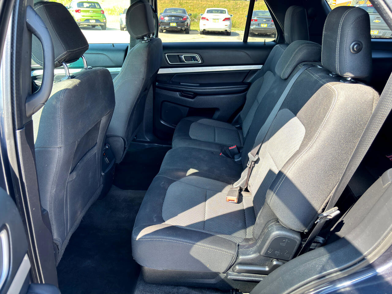 Used 2017 Ford Explorer XLT image 20