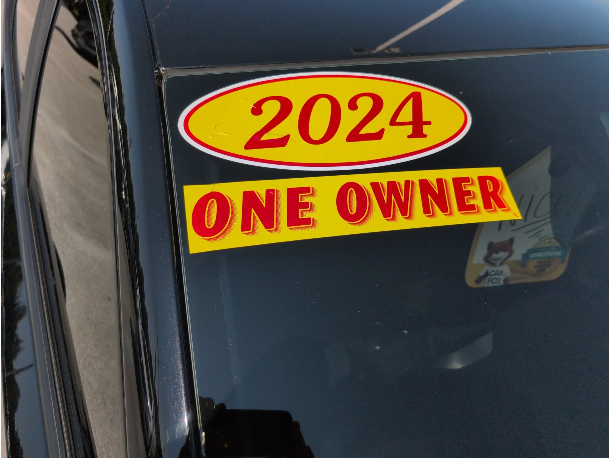 Used 2024 GMC Terrain SLE w/ Driver Convenience Package FWD image 11