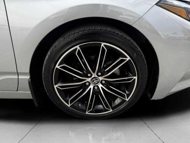 Used 2019 Toyota Avalon XSE FWD image 54