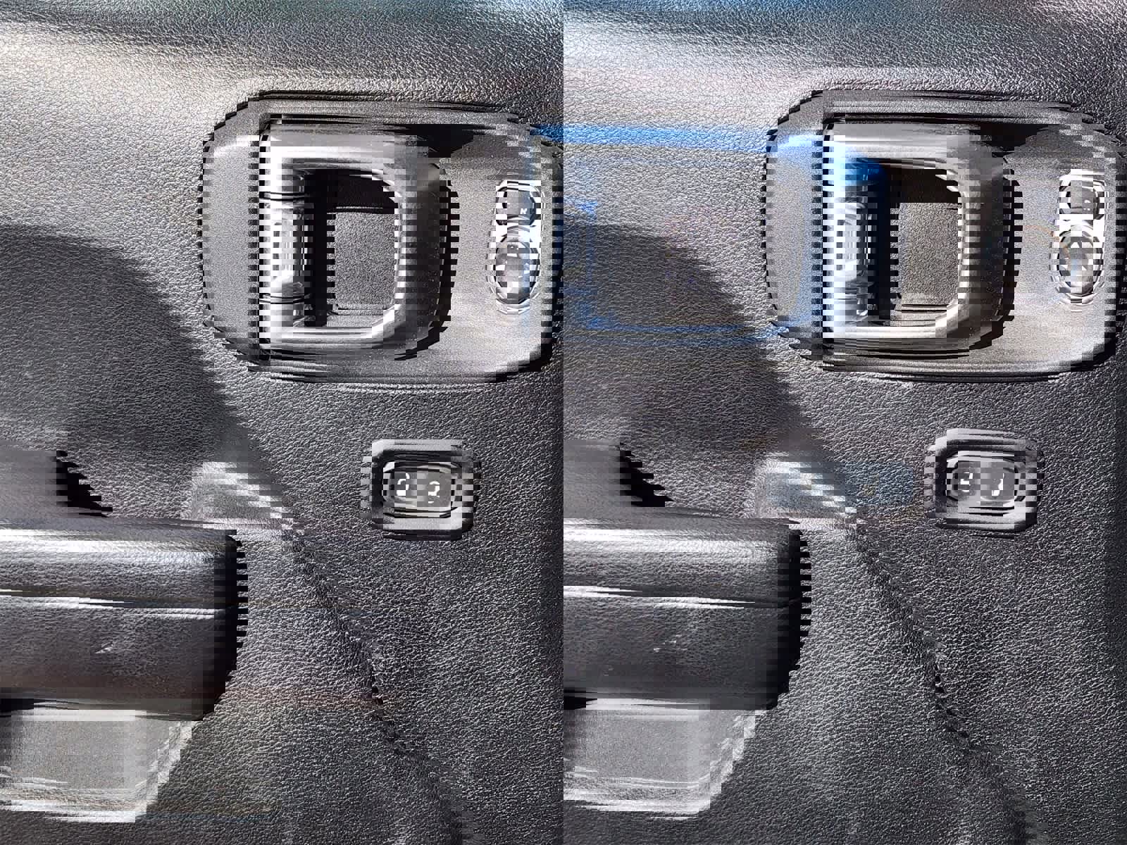 Used 2020 Jeep Gladiator Sport w/ Quick Order Package 24S image 13