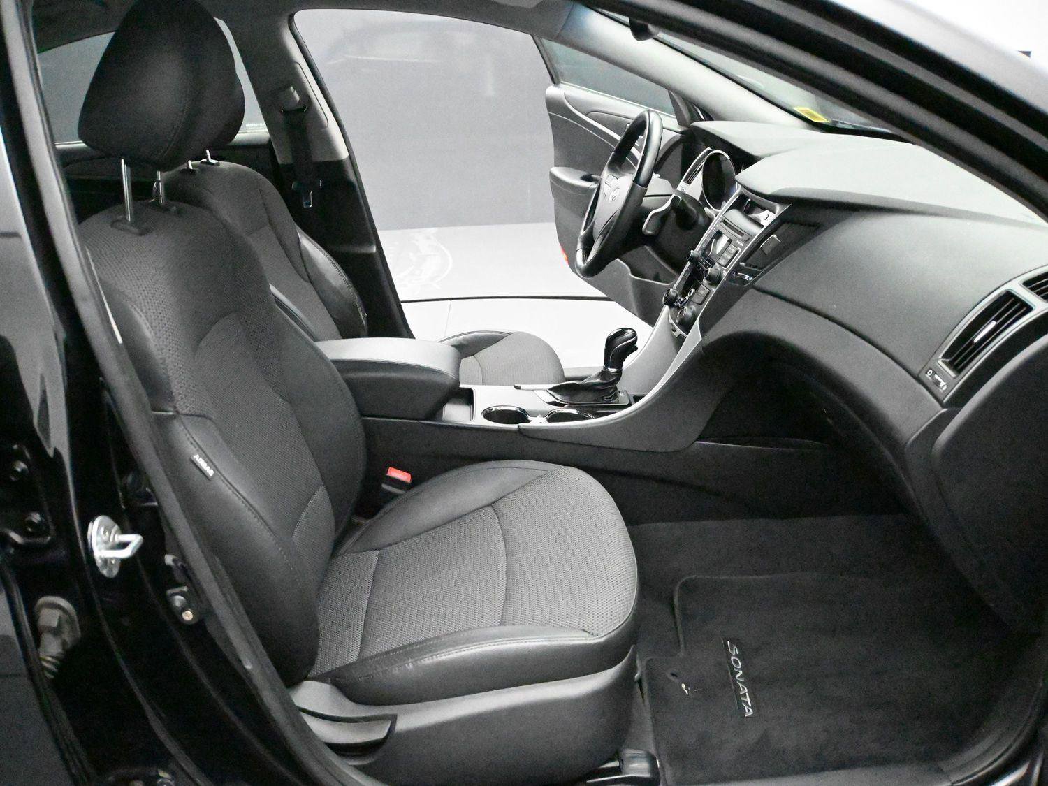 Used 2011 Hyundai Sonata SE FWD image 13