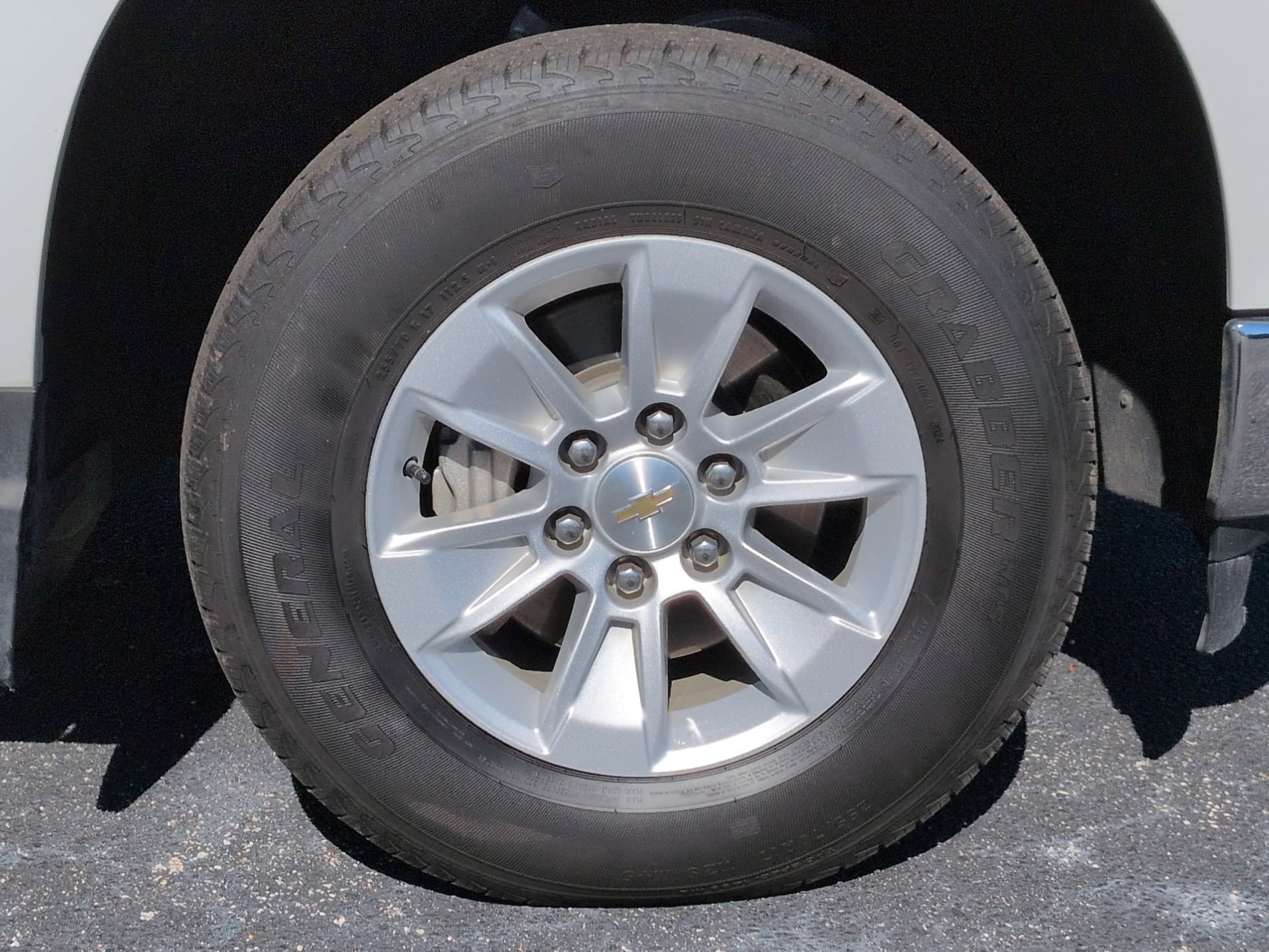 Used 2025 Chevrolet Silverado 1500 LT RWD image 11