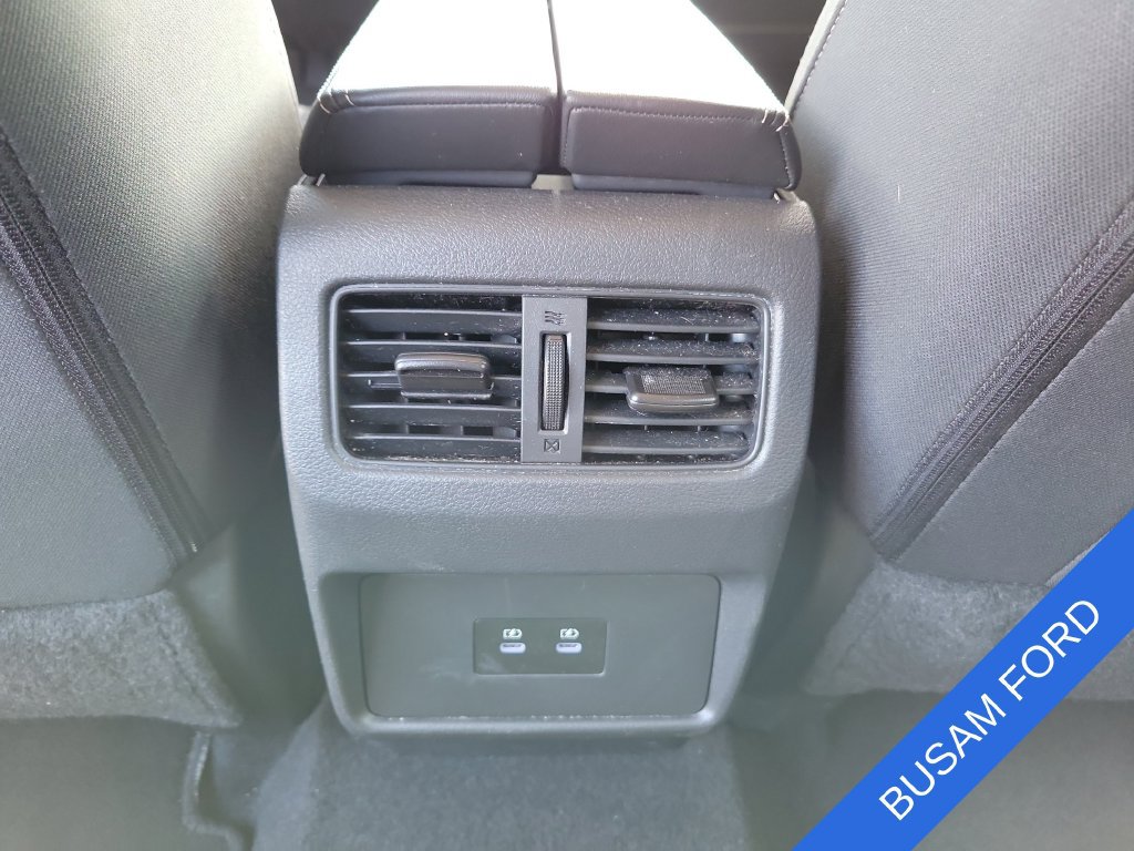 Used 2025 Nissan Rogue SV FWD image 11