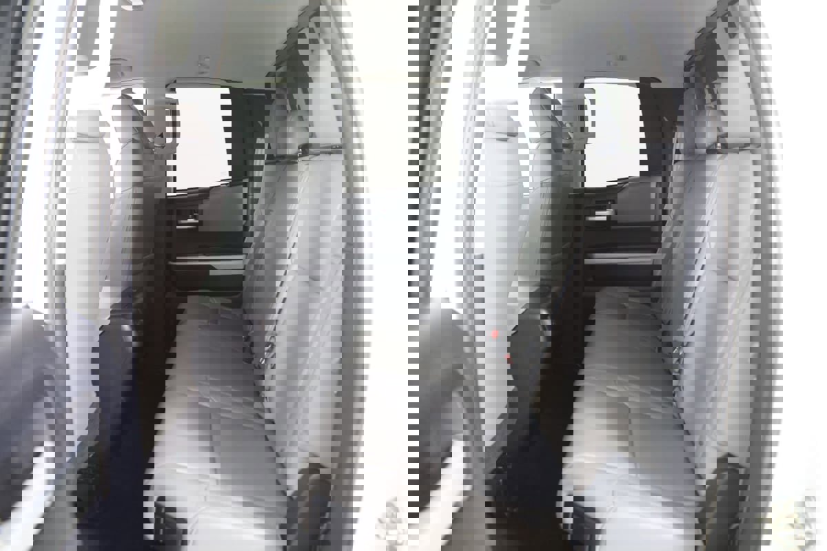 Used 2014 Toyota Tundra Limited w/ Limited Premium Package image 45