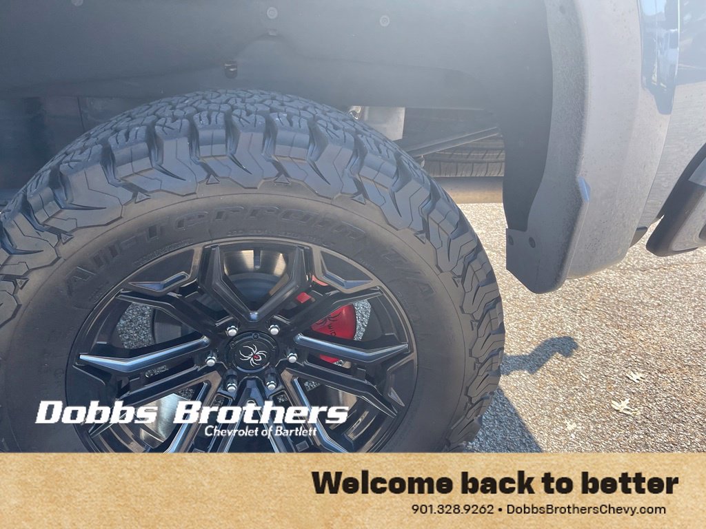 Used 2025 Chevrolet Silverado 1500 RST AWD/4WD image 9