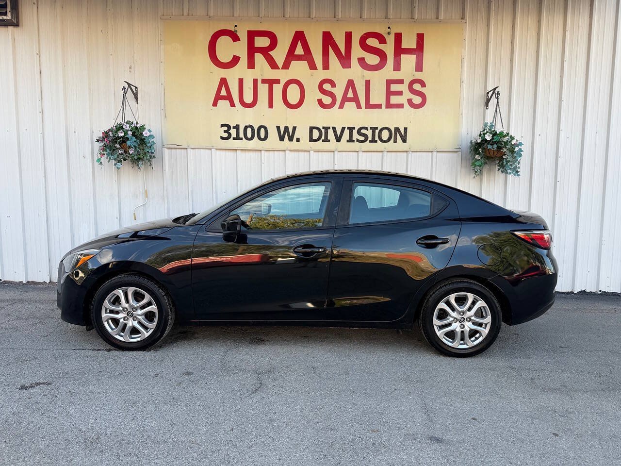 Used 2016 Scion iA FWD image 7