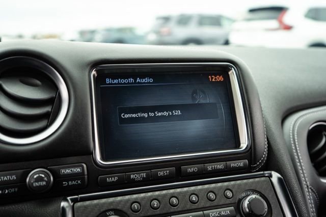 Used 2016 Nissan GT-R Premium image 24