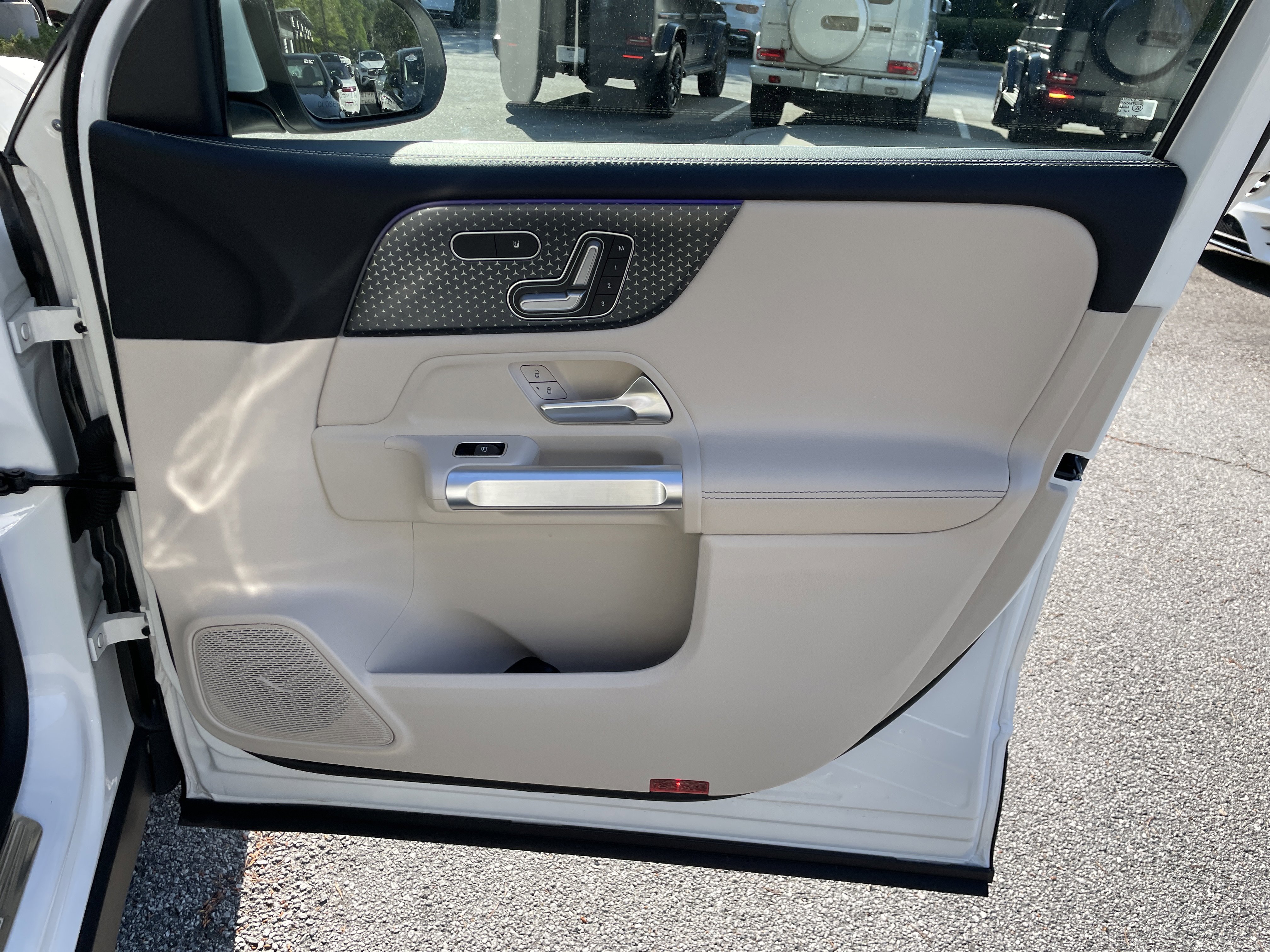 Certified 2025 Mercedes-Benz GLB 250 image 46