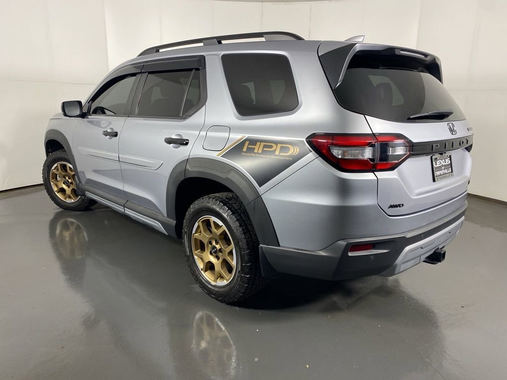 Used 2024 Honda Pilot TrailSport image 10