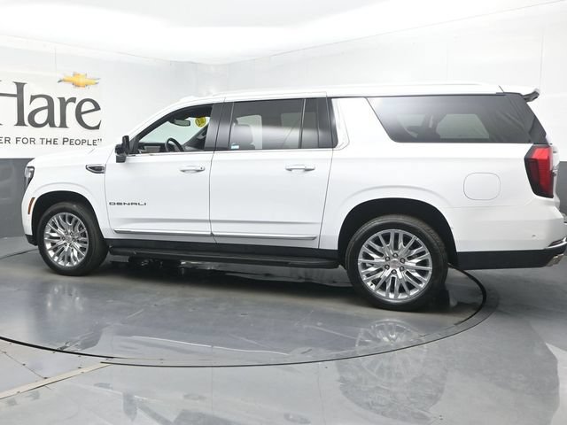 Used 2025 GMC Yukon XL Denali AWD/4WD image 51