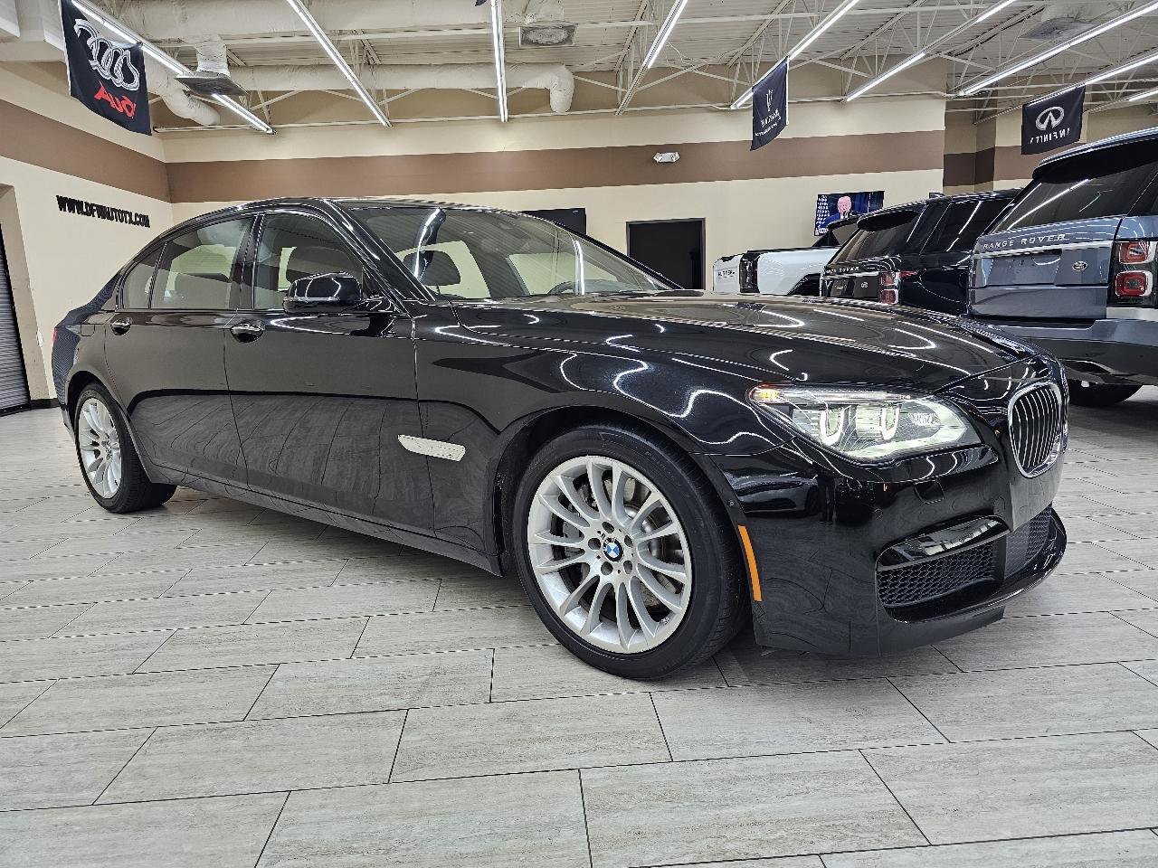 Used 2014 BMW 750Li image 4