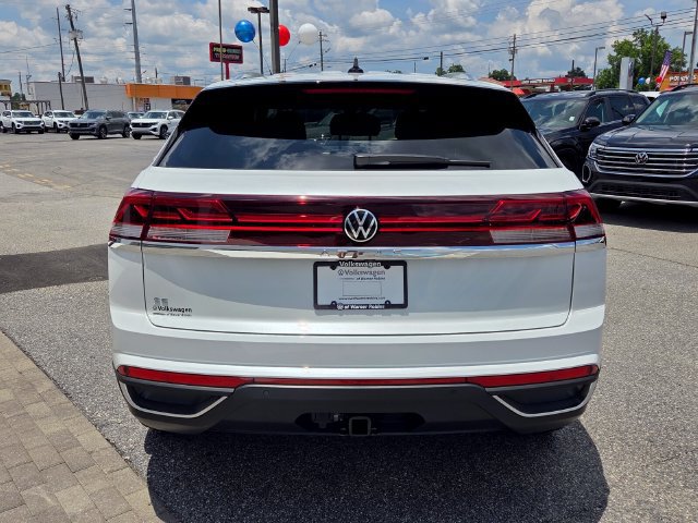 New 2026 Volkswagen Atlas Cross Sport SE FWD image 10
