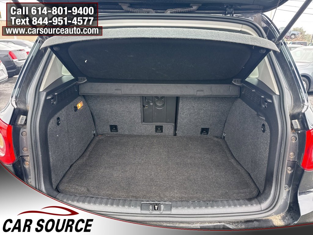 Used 2011 Volkswagen Tiguan S image 25