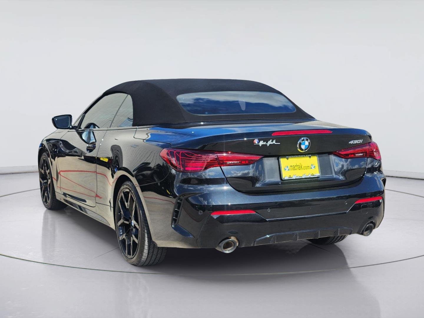 Used 2025 BMW 430i Convertible w/ M Sport Package RWD image 7