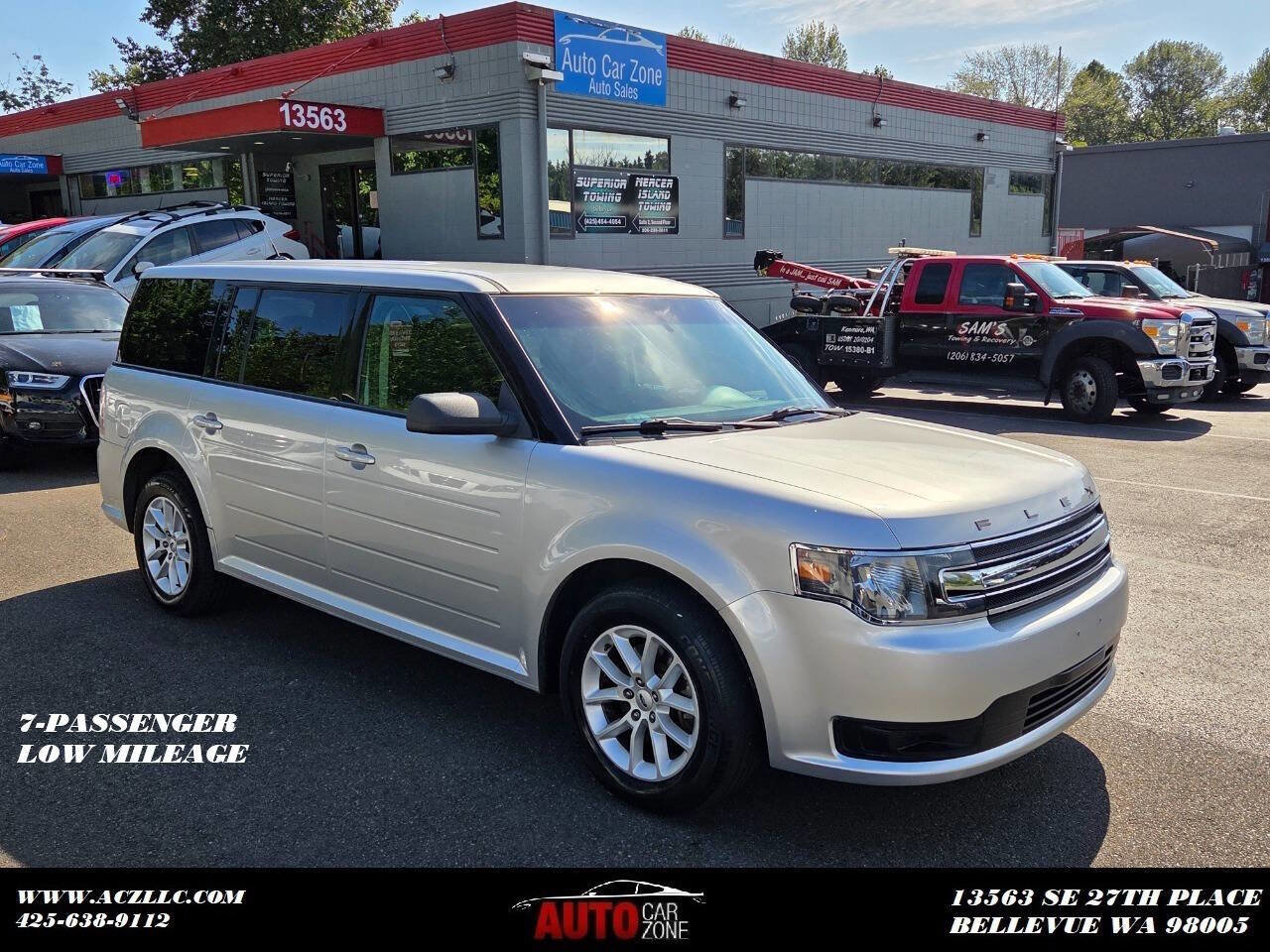 Used 2017 Ford Flex SE FWD image 1