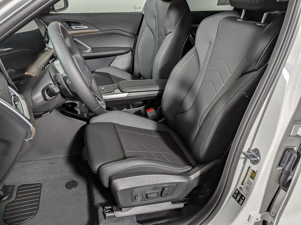 New 2026 BMW X1 xDrive28i w/ Technology Package AWD/4WD image 13