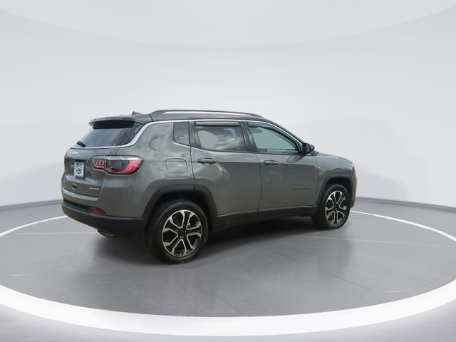 Used 2022 Jeep Compass Limited image 8