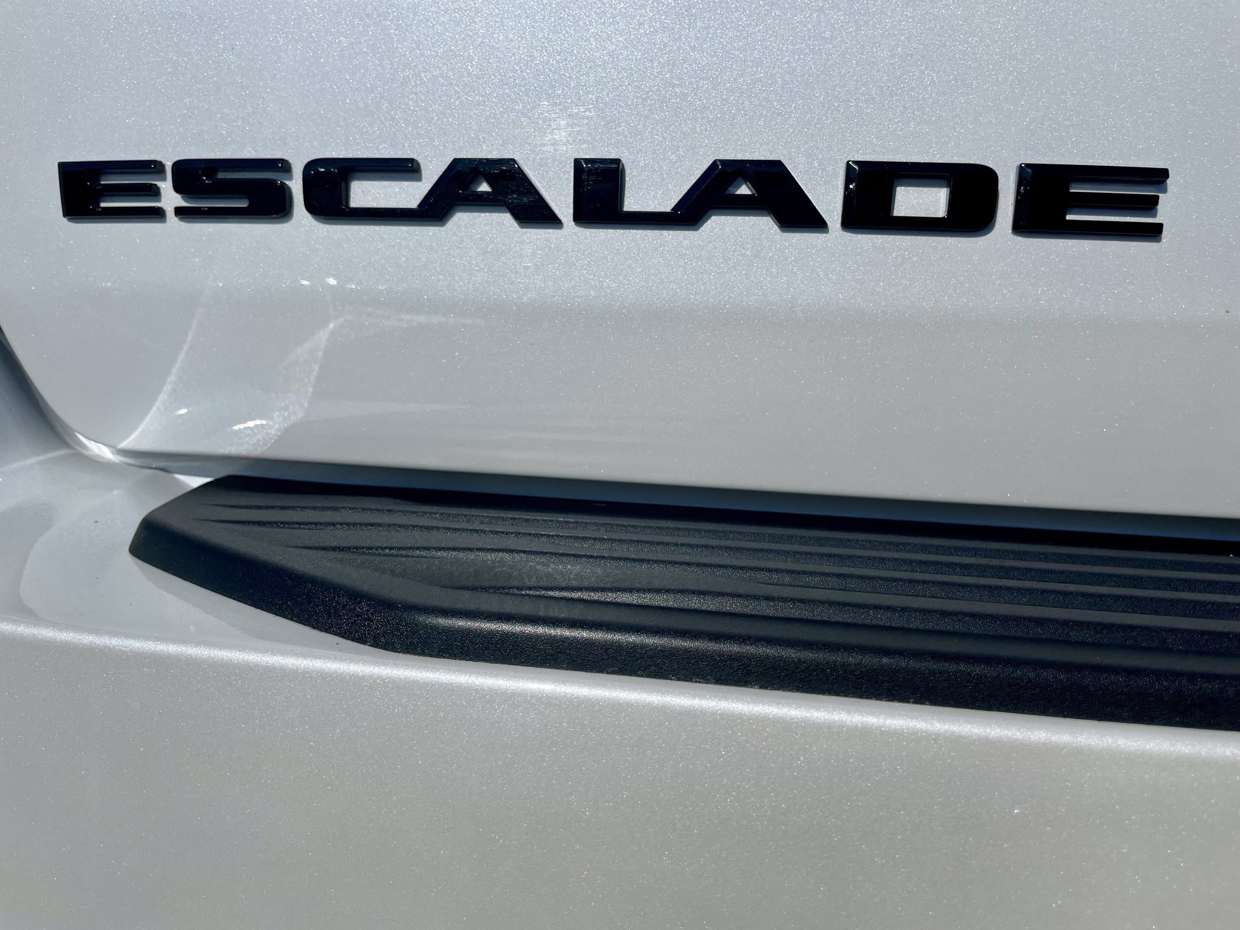 Used 2025 Cadillac Escalade Sport Platinum w/ LPO, ONYX Package image 36