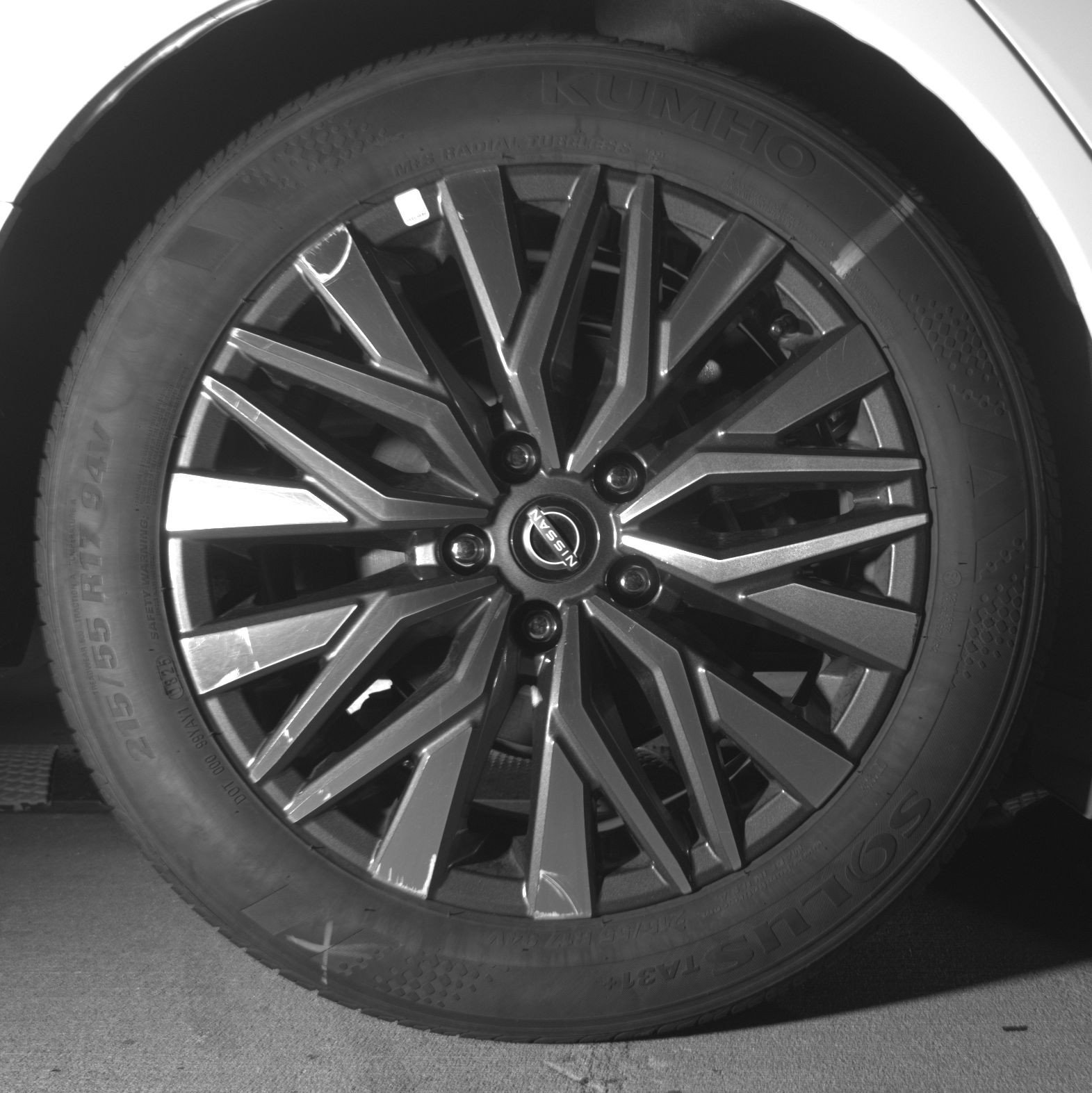 Used 2025 Nissan Altima 2.5 SV FWD image 15