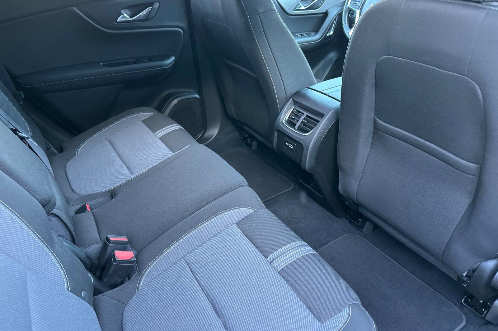 Certified 2025 Chevrolet Blazer LT image 17