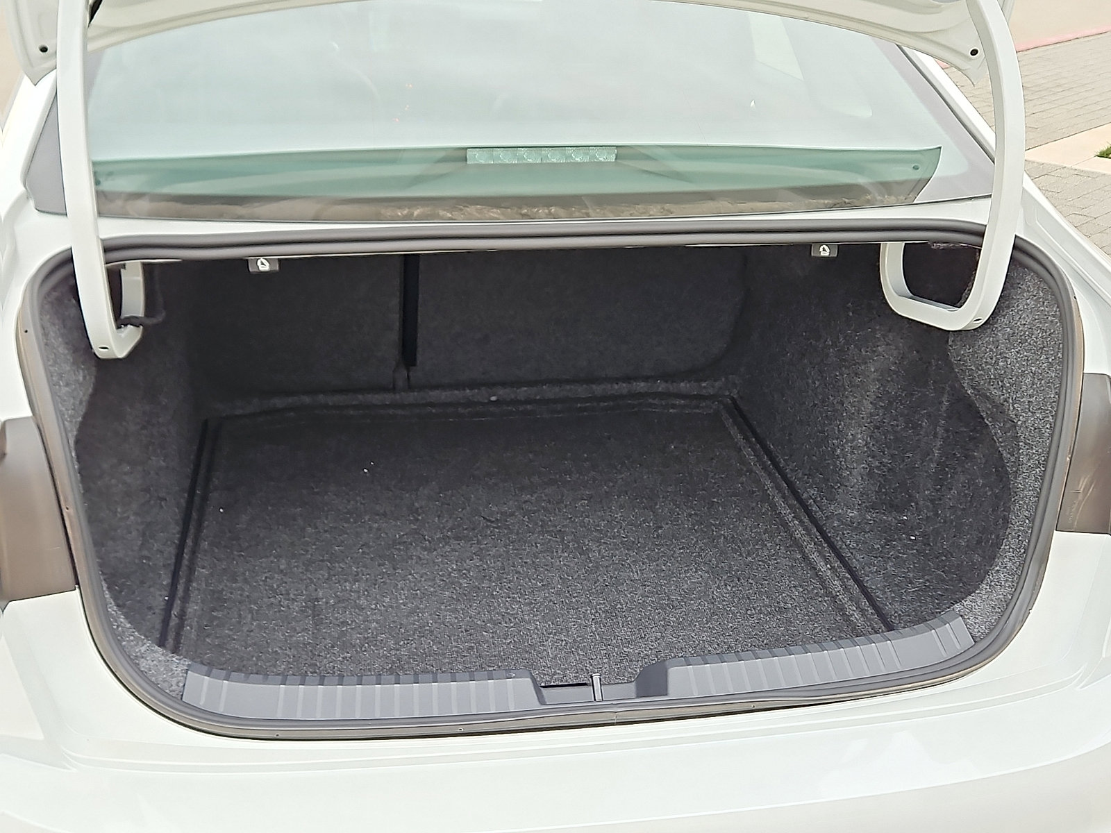 New 2026 Volkswagen Jetta SE image 7