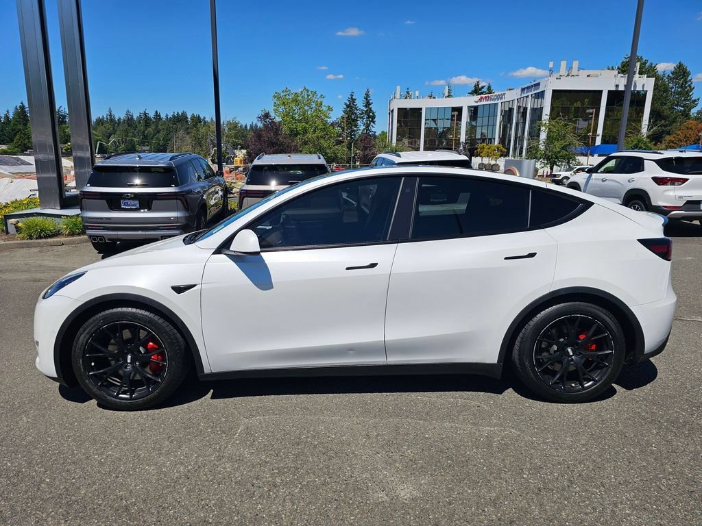 Used 2022 Tesla Model Y Performance AWD/4WD image 8