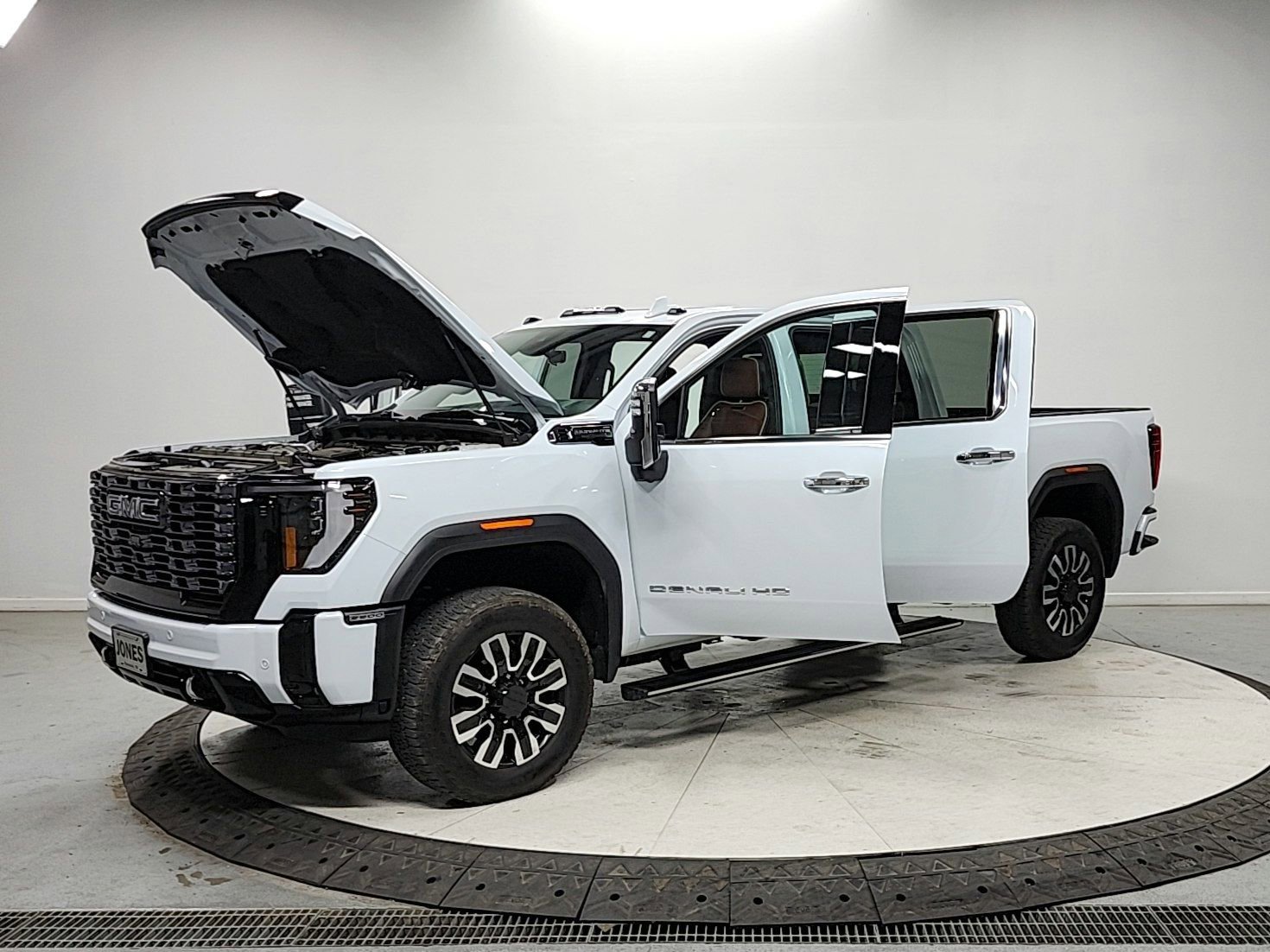 Used 2026 GMC Sierra 2500 Denali Ultimate image 11