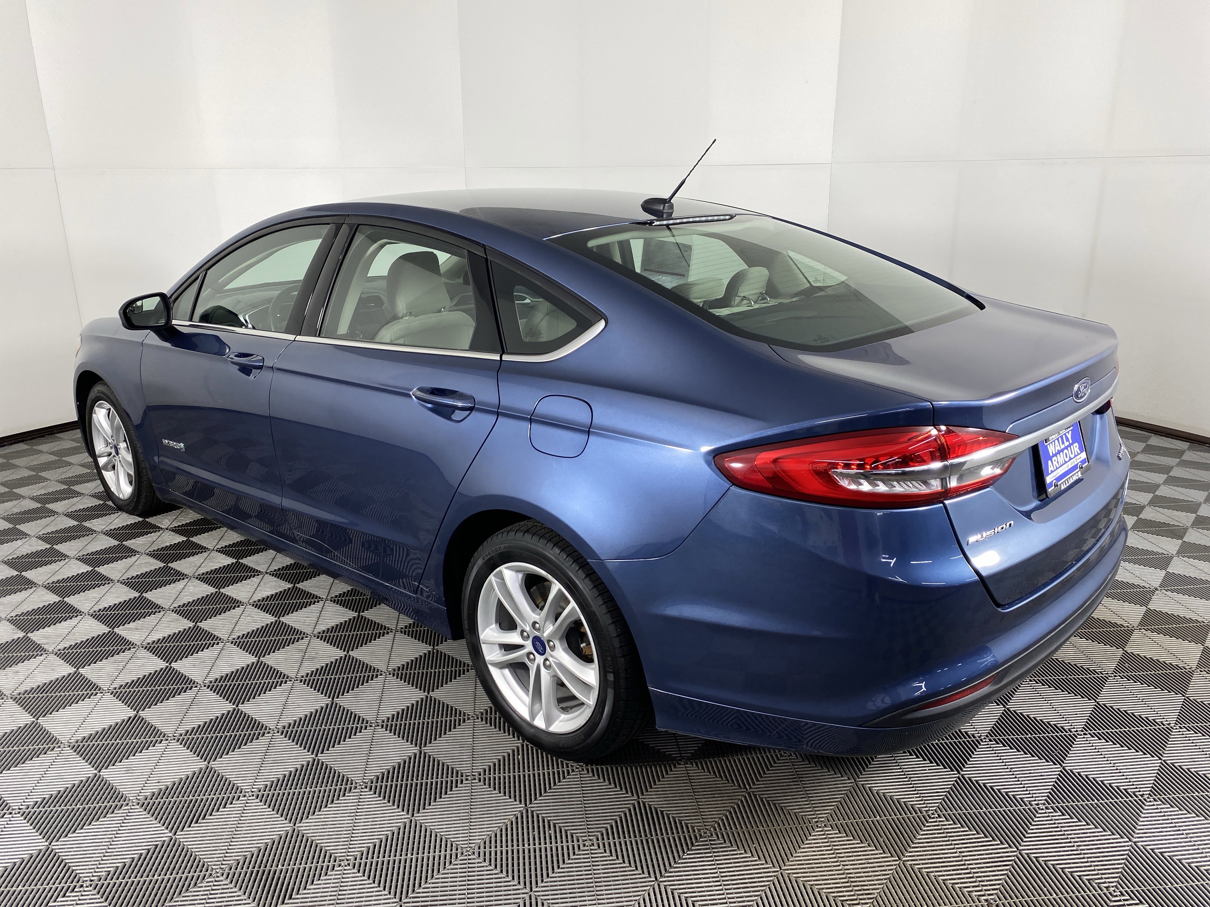 Used 2018 Ford Fusion S image 8