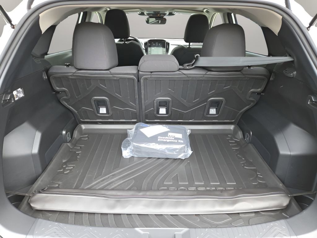 Used 2024 Subaru Crosstrek 2.0i Premium image 16