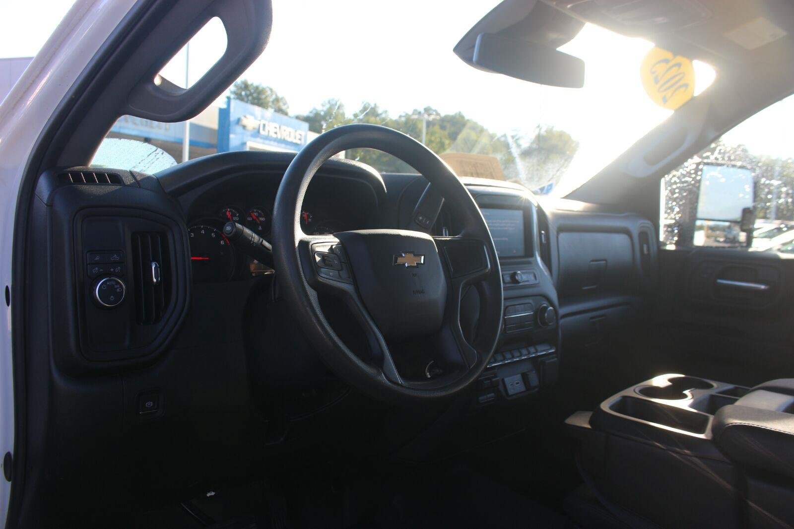 Used 2025 Chevrolet Silverado 2500 W/T w/ WT Convenience Package RWD image 17
