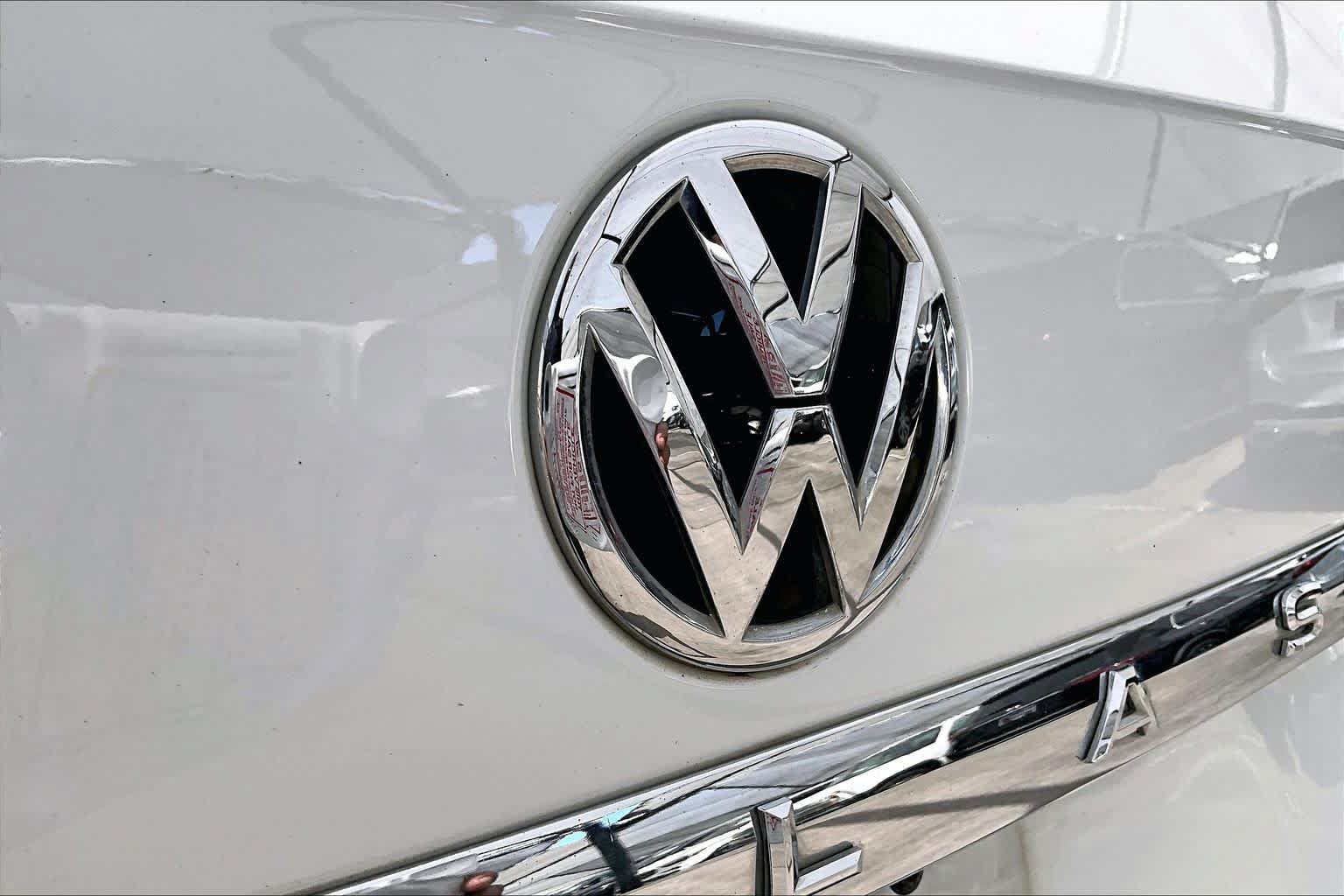 Used 2020 Volkswagen Atlas SE w/ Panoramic Sunroof Package FWD image 31