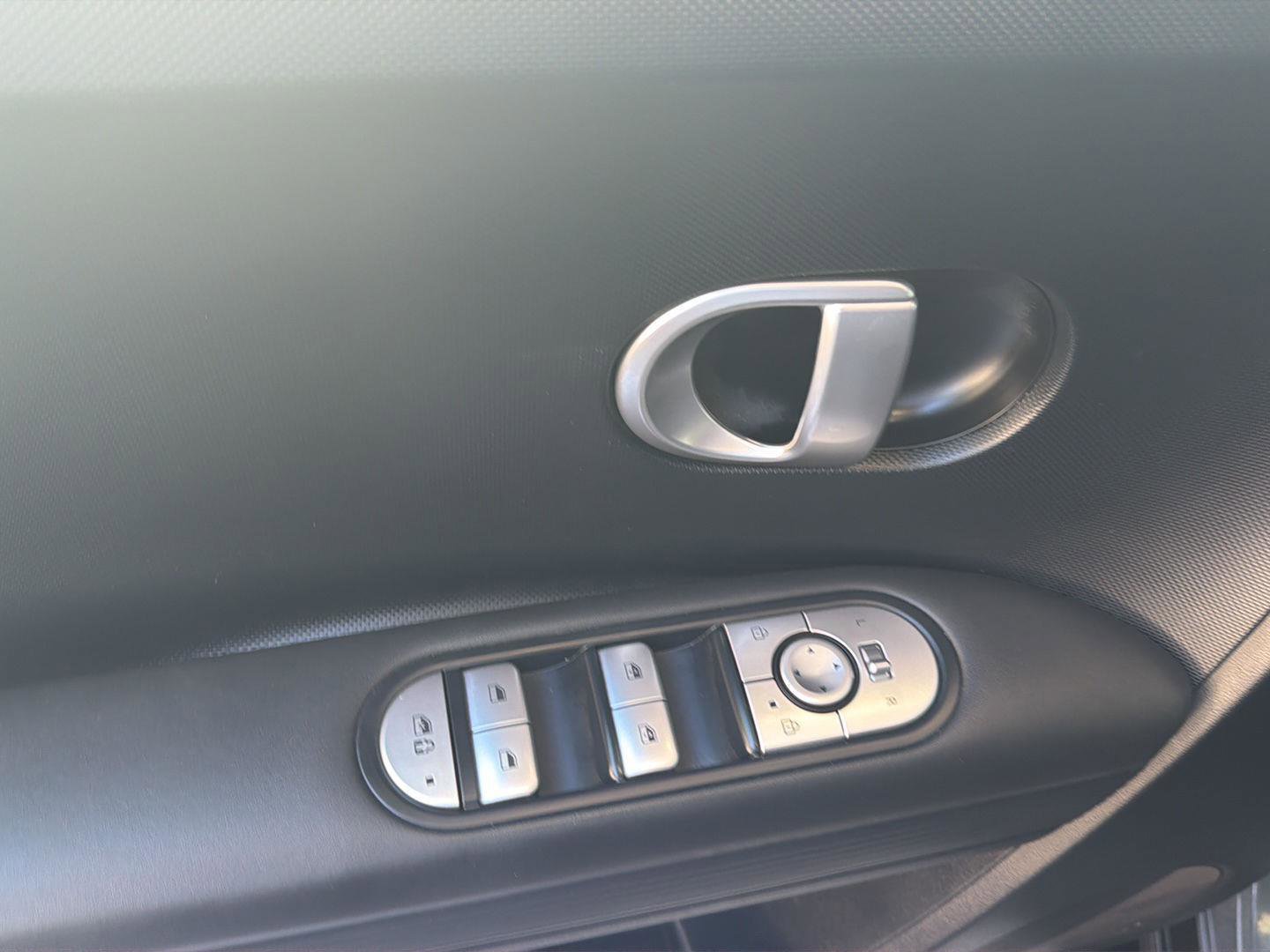 Used 2024 Hyundai Ioniq 5 SEL RWD image 18