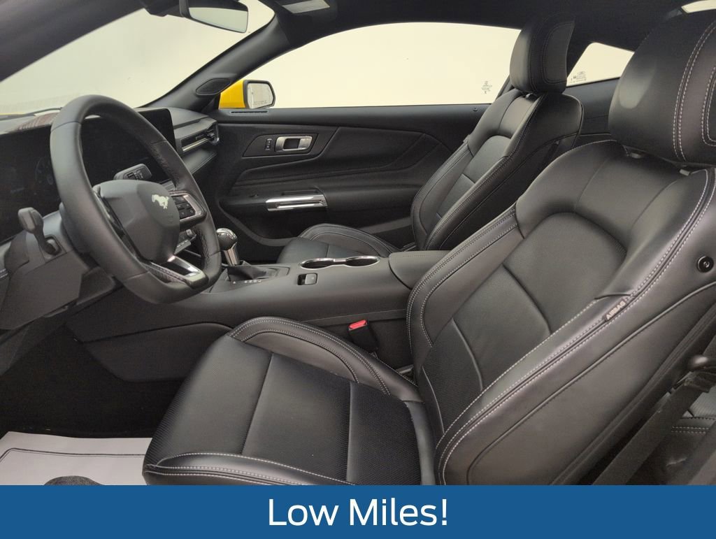 Used 2024 Ford Mustang Premium image 5