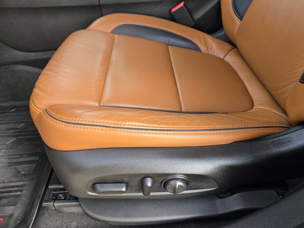 Used 2017 GMC Acadia SLT image 20