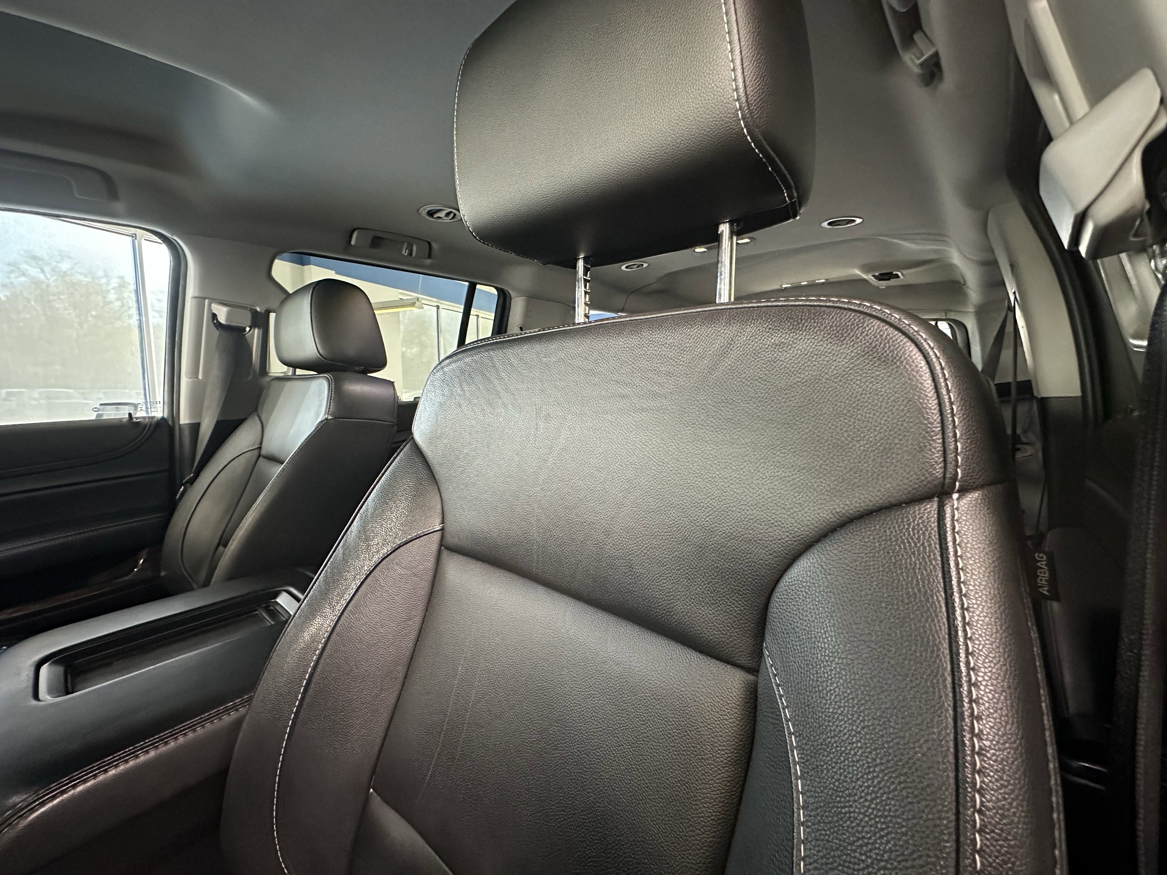 Used 2020 Chevrolet Suburban LT AWD/4WD image 10