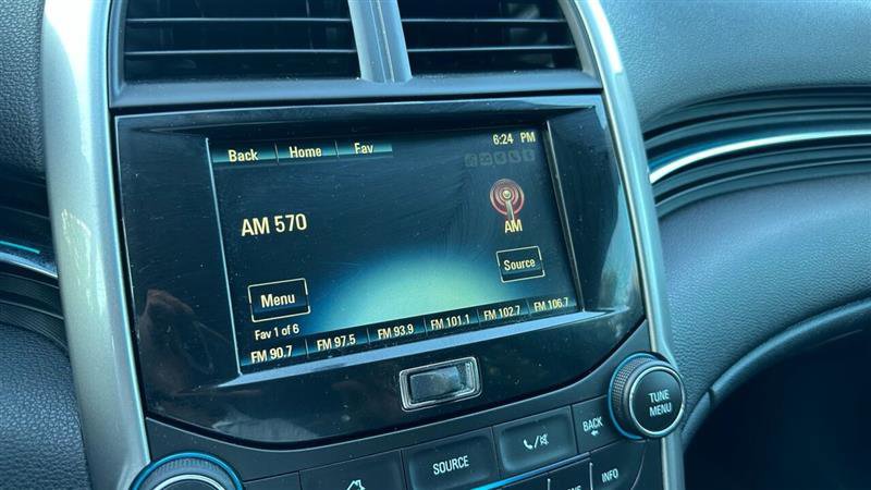 Used 2016 Chevrolet Malibu LT image 36