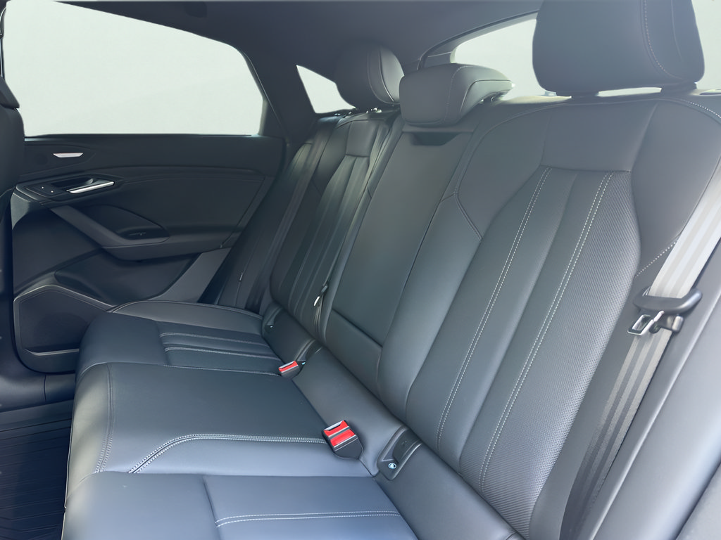 New 2027 Audi Q6 e-tron Premium Plus AWD/4WD image 36