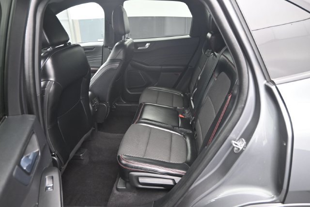 Used 2023 Ford Escape ST-Line AWD/4WD image 13