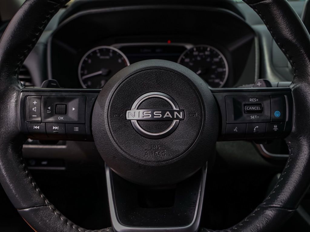 Used 2024 Nissan Rogue SV w/ SV Premium Package FWD image 25