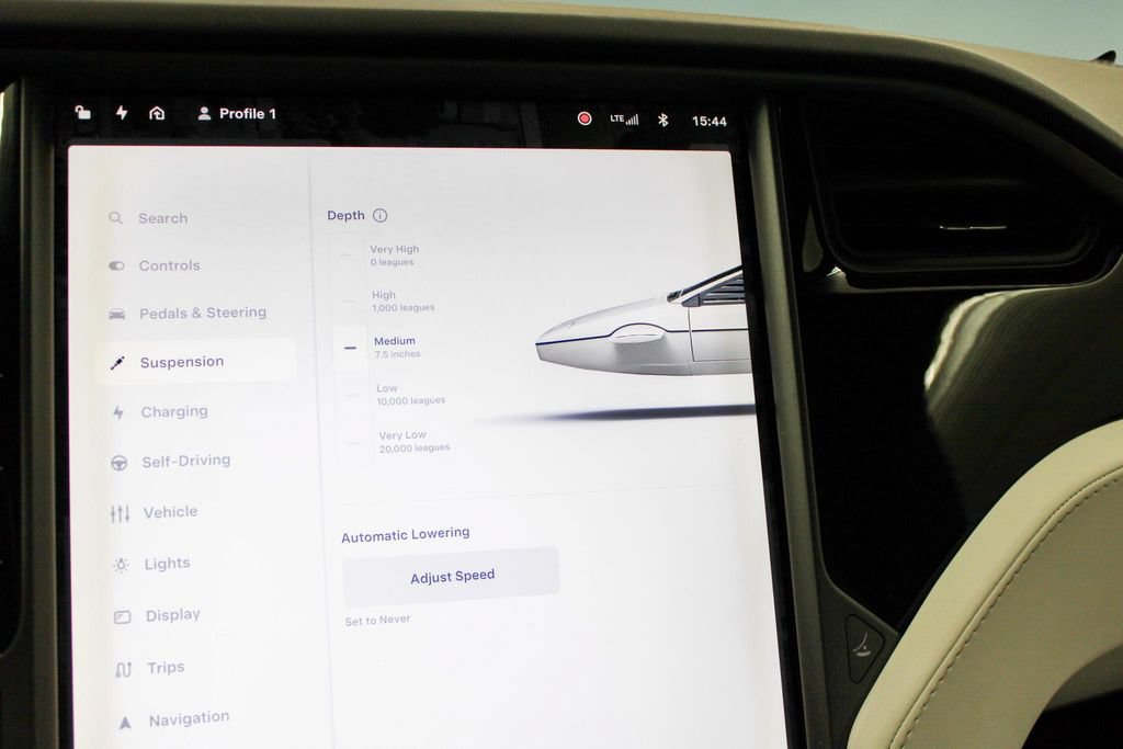 Used 2018 Tesla Model X 75D AWD/4WD image 37