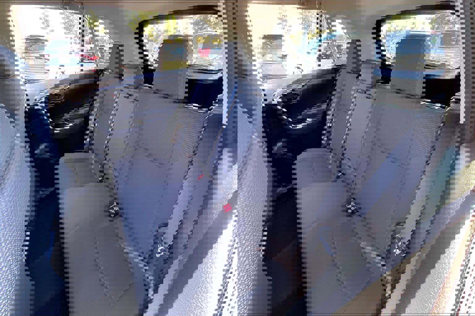 Used 2019 Toyota RAV4 LE w/ Carpet Mat Package image 26