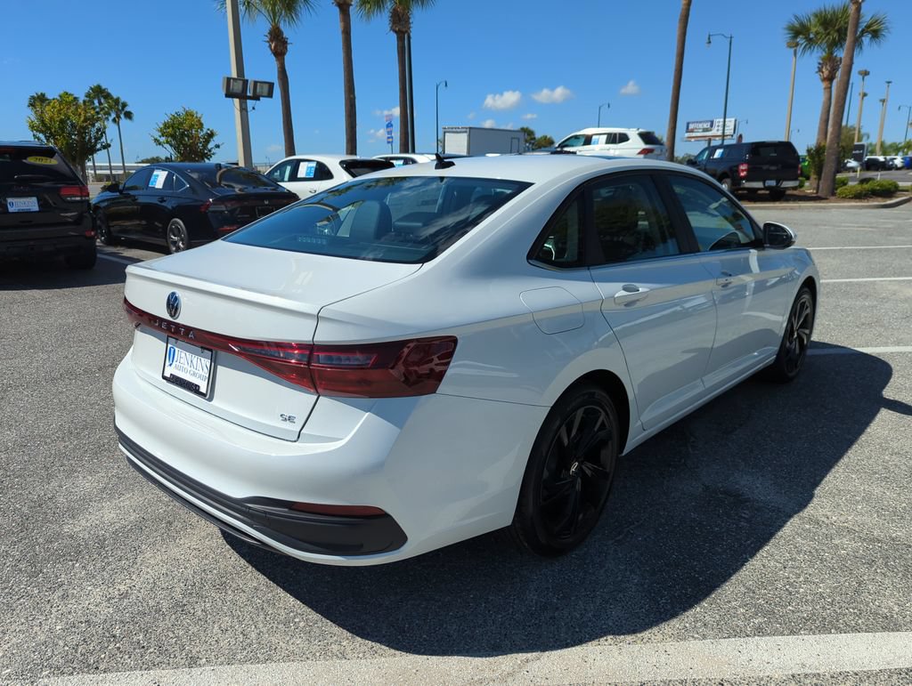 New 2026 Volkswagen Jetta SE FWD image 5
