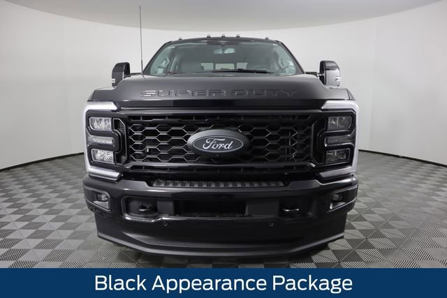 New 2026 Ford F350 Lariat w/ Black Appearance Package image 8