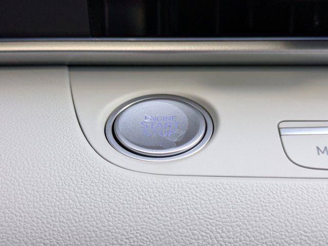 New 2026 Hyundai Elantra Limited FWD image 26