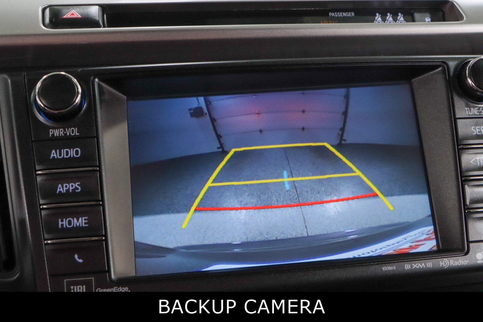 Used 2018 Toyota RAV4 Limited FWD image 18