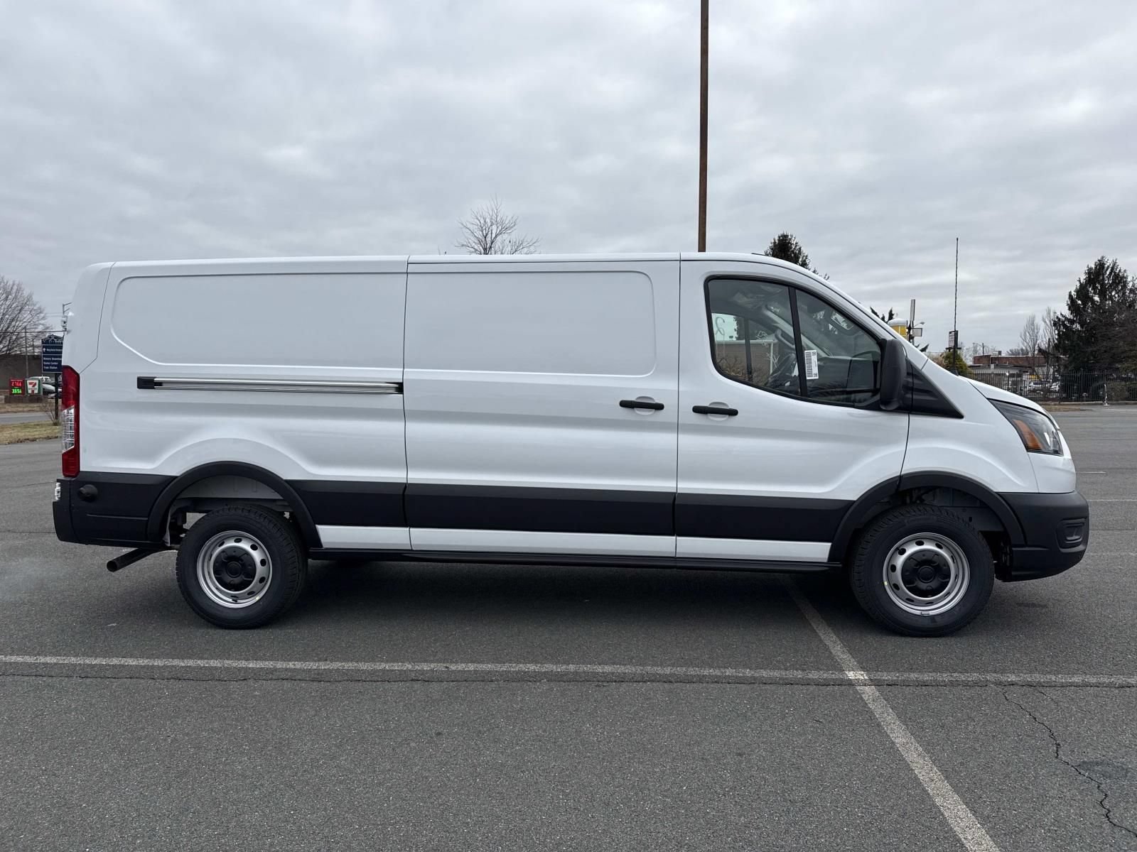 New 2026 Ford Transit 250 Low Roof w/ Load Area Protection Package RWD image 2