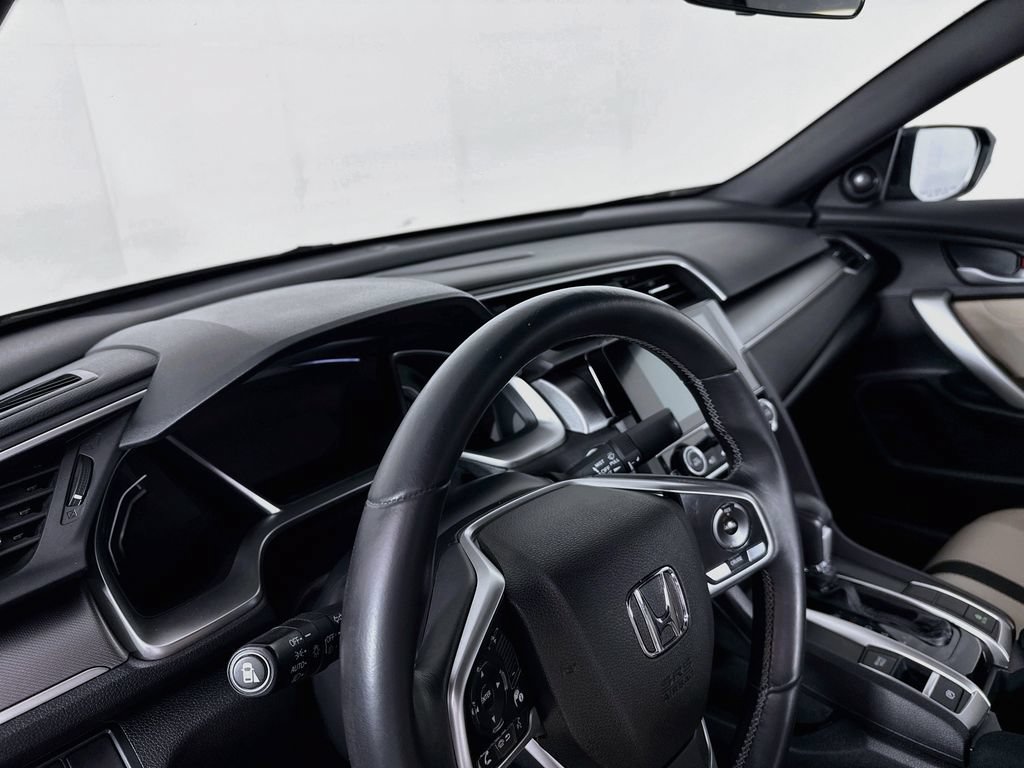 Used 2018 Honda Civic EX-T image 4